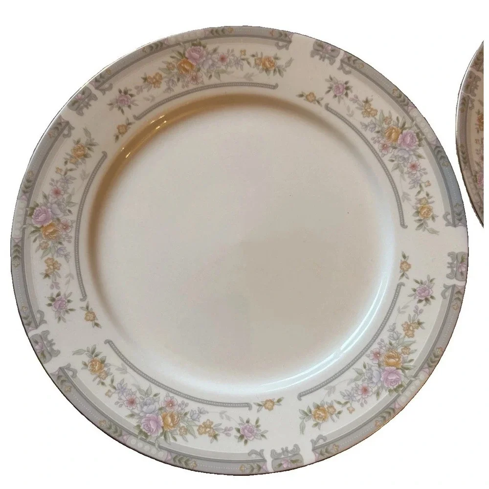 Regency Collection Fine China – Southampton Pattern – 5‑Piece Place Settings